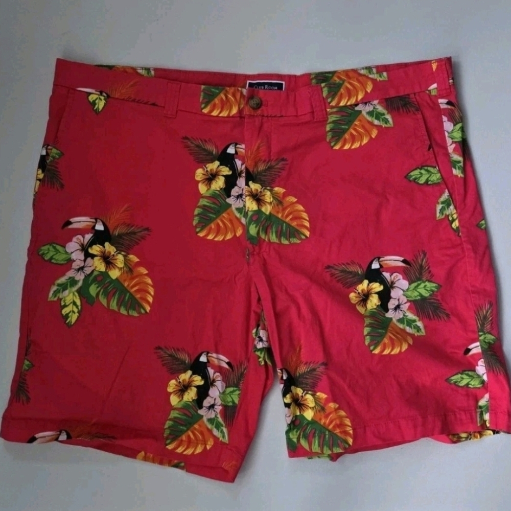 Club Room Shorts Men's Sz 42 Inseam 9" Summer Vacation Pink Tucan Floral Shorts
